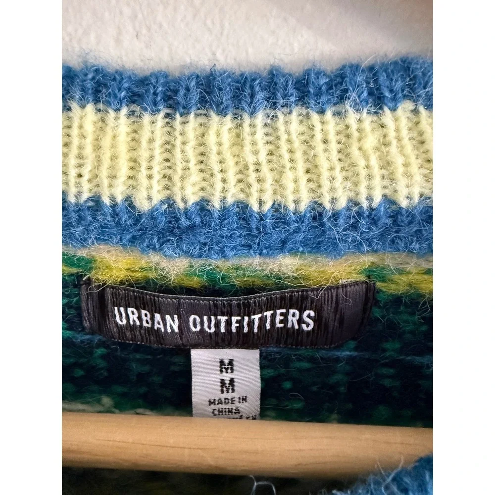 NEW Urban Outfitters Mens Fair Isle Sweater Blue Green Multi Fuzzy Knit Medium
